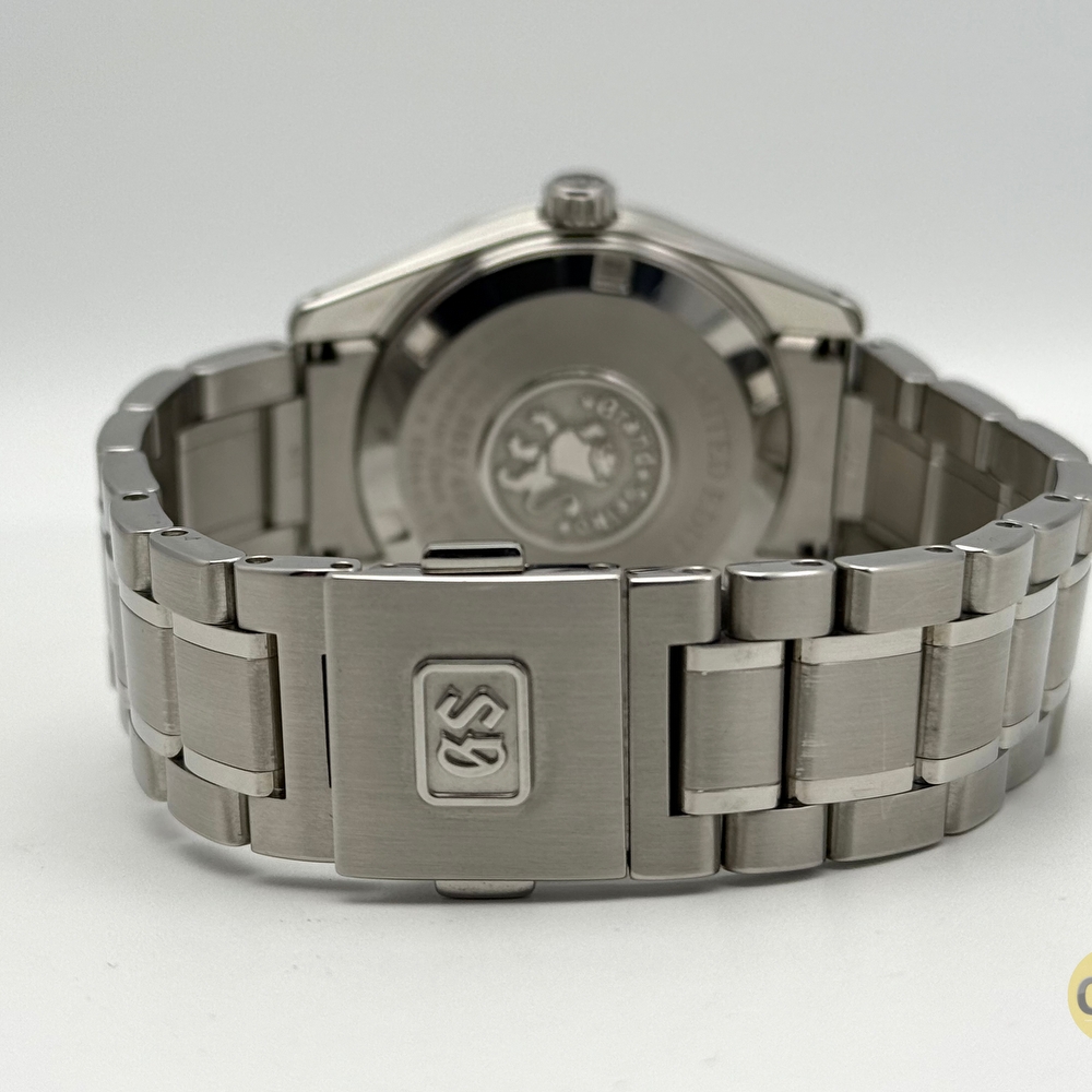 Grand Seiko Heritage Mount Iwate Autumn Dusk European Limited Edition
