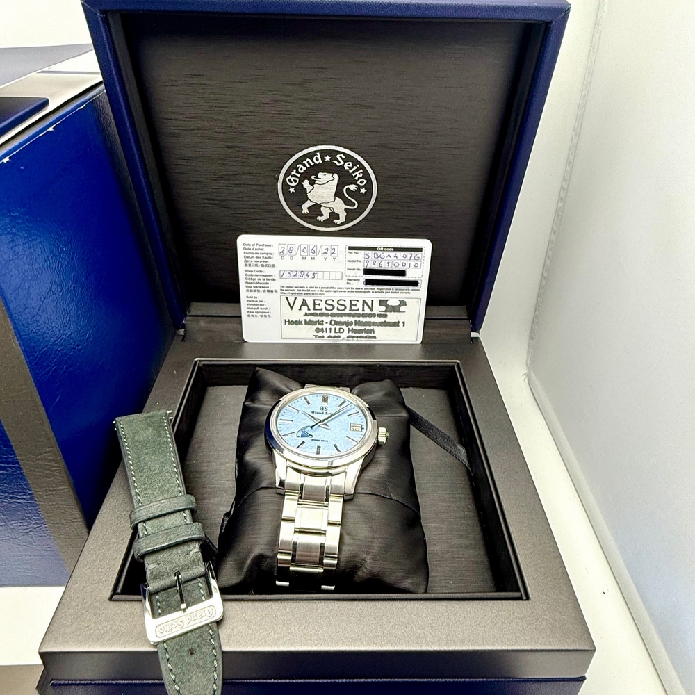 Grand Seiko Spring Drive Skyflake