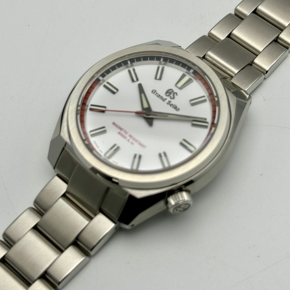 Grand Seiko Tough Quartz 
