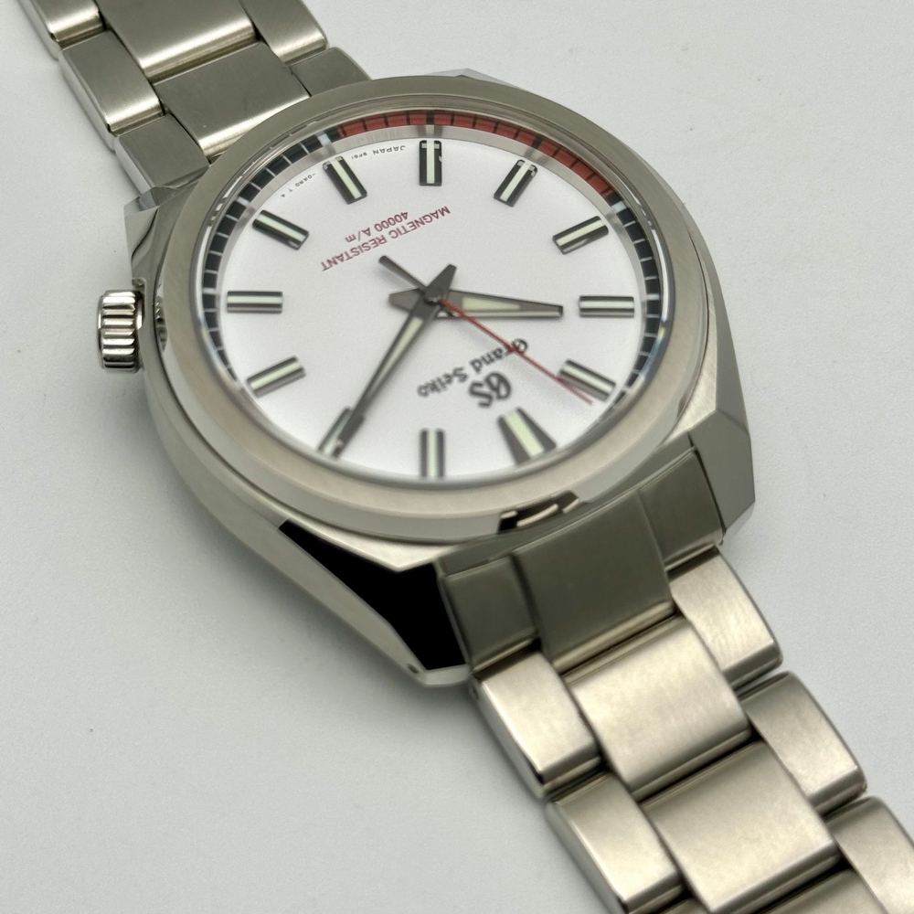 Grand Seiko Tough Quartz 