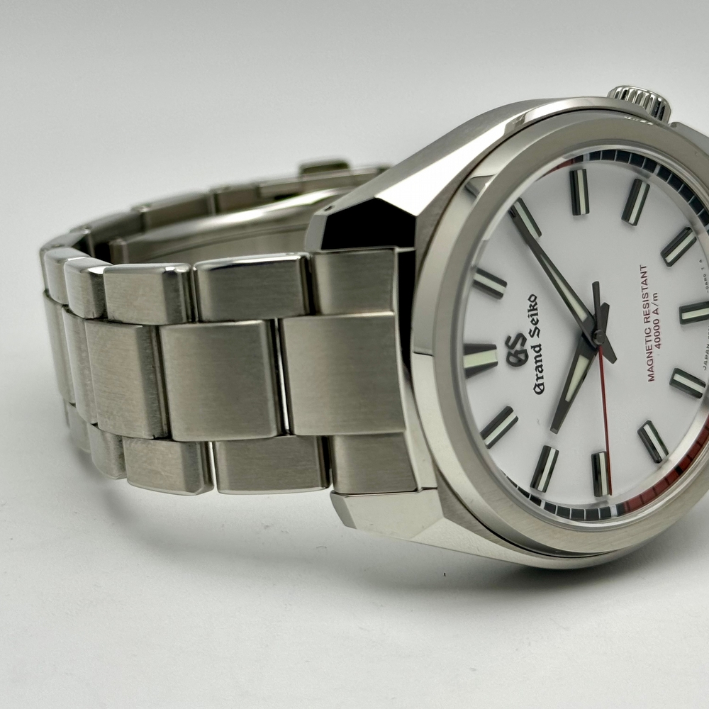 Grand Seiko Tough Quartz 