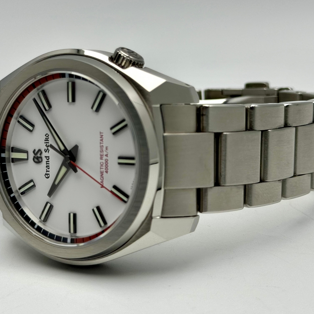 Grand Seiko Tough Quartz 