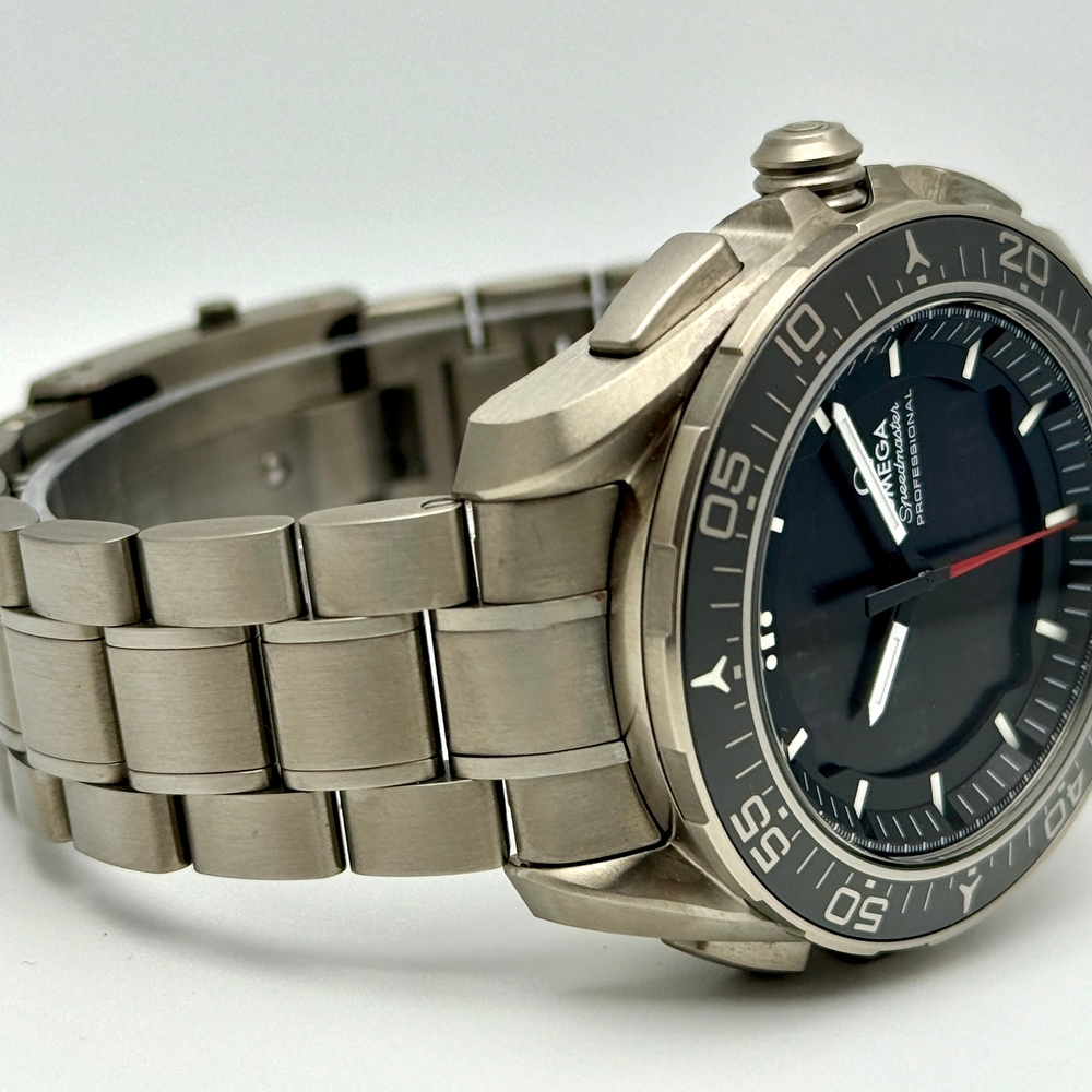 Omega Speedmaster Skywalker X-33