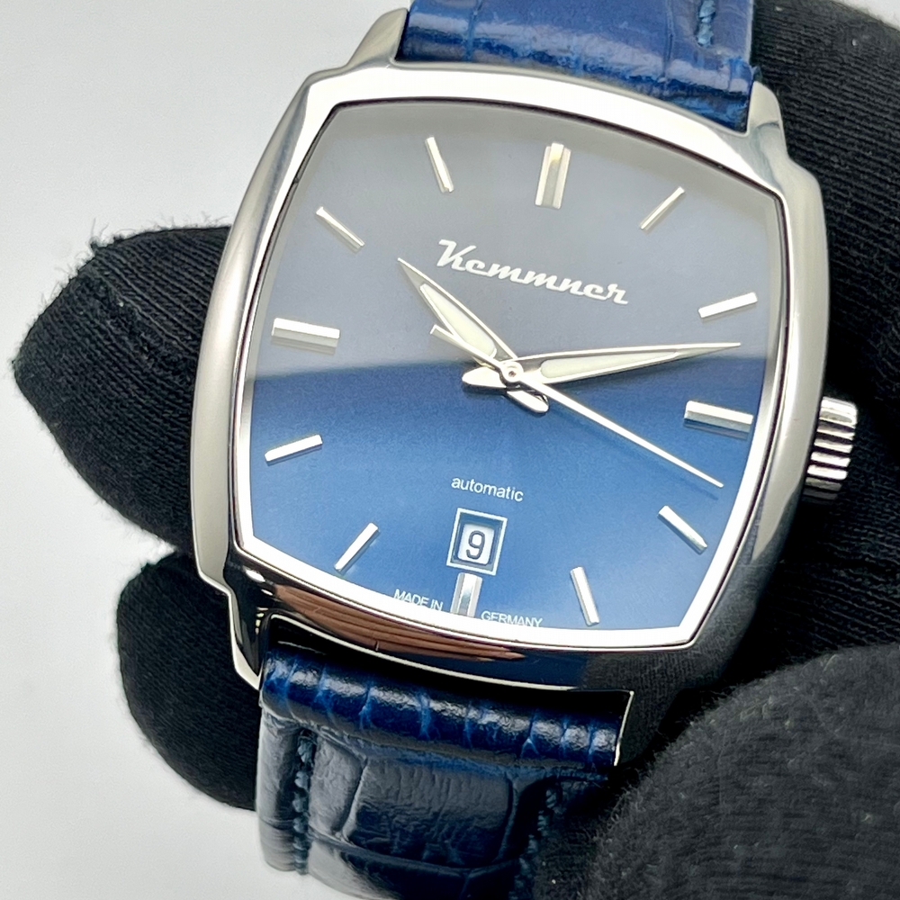 Kemmner Tonneau Blue
