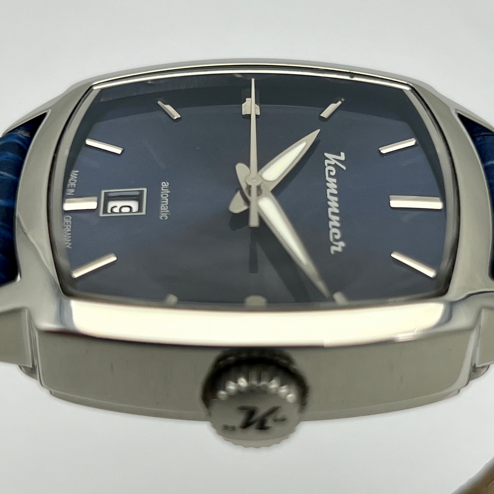 Kemmner Tonneau Blue