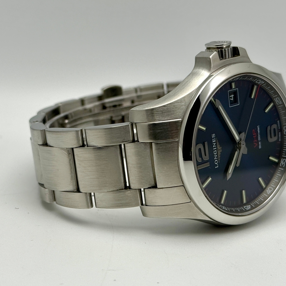 Longines Conquest V.H.P. 