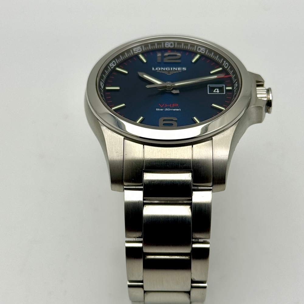 Longines Conquest V.H.P. 