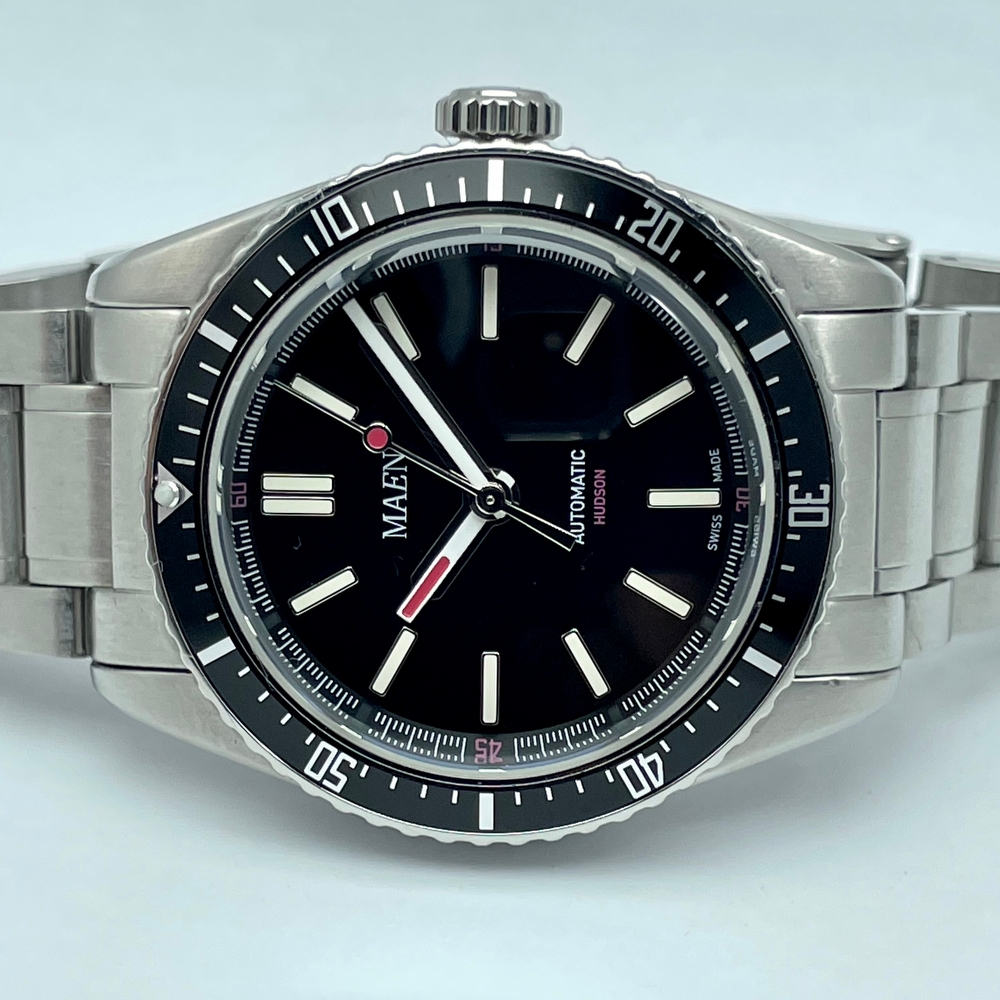 Maen Hudson 38 Automatic 