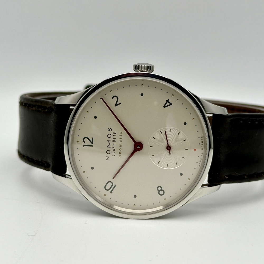 Nomos Minimatic