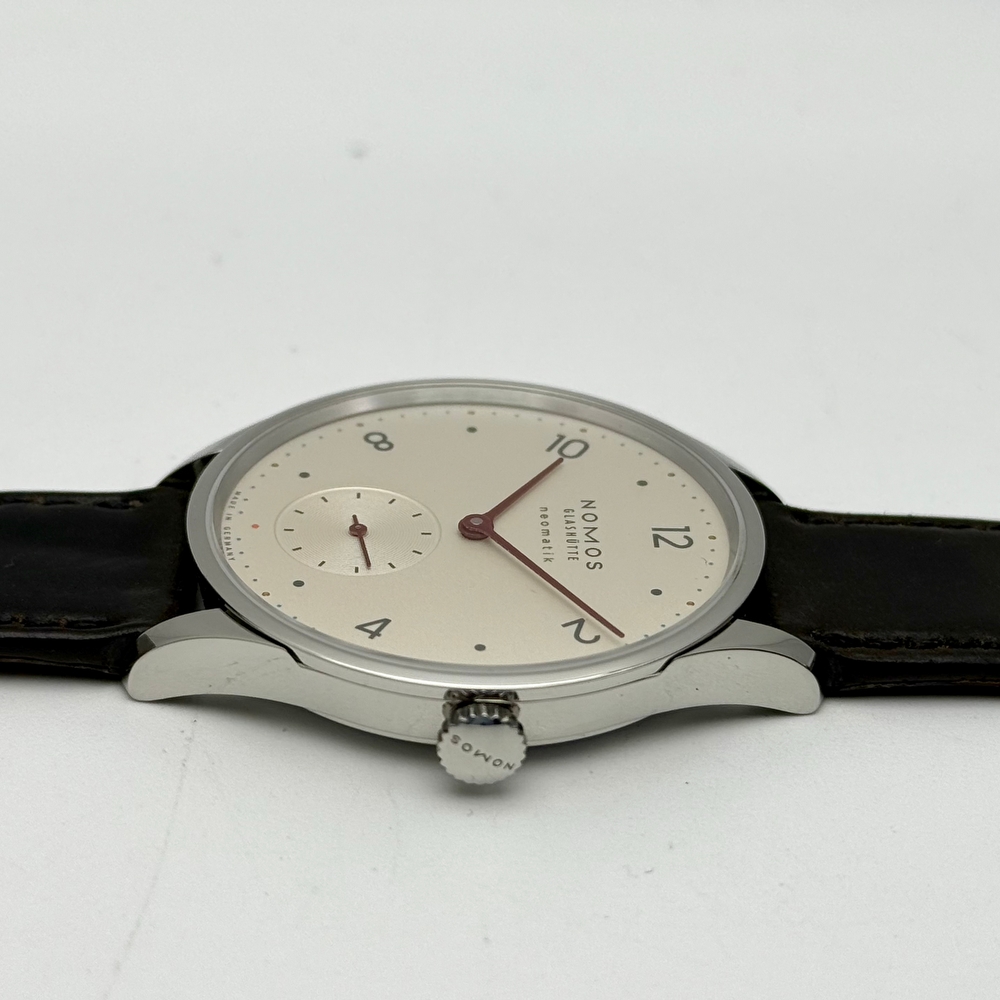 Nomos Minimatic