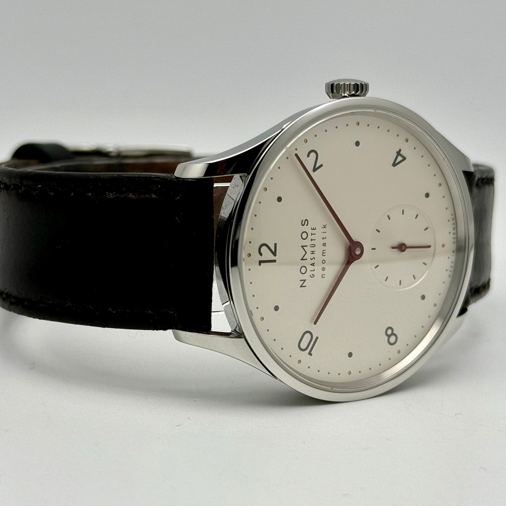 Nomos Minimatic
