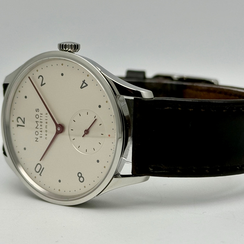Nomos Minimatic