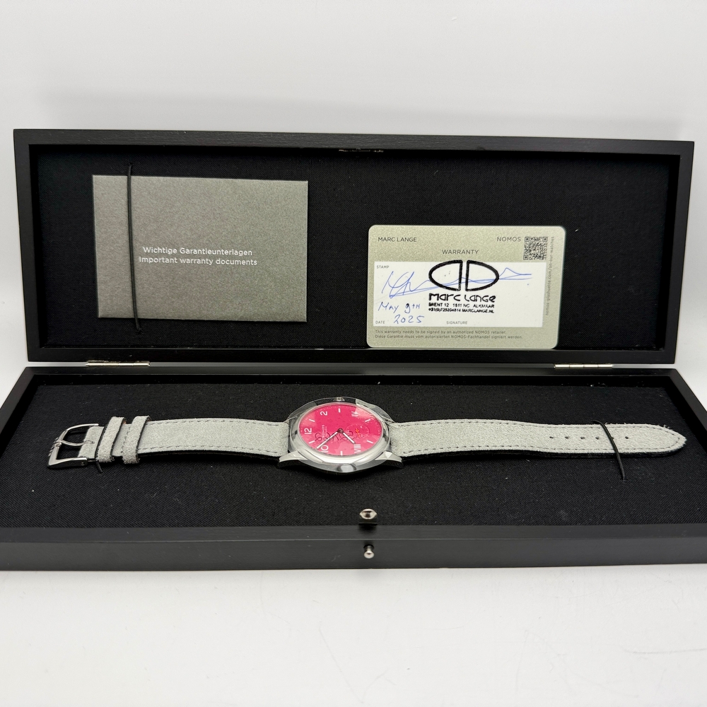 Nomos Club Campus 38 Deep Pink