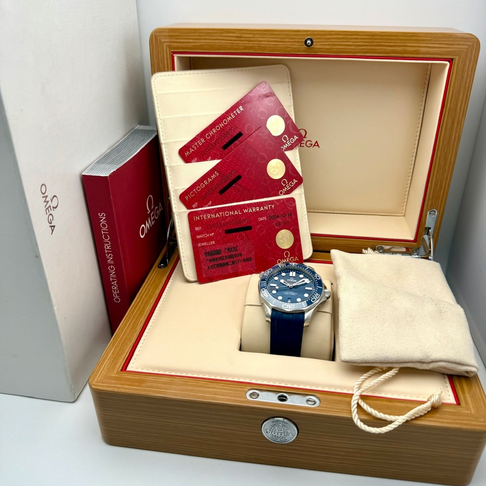 Omega Seamaster Diver 300M