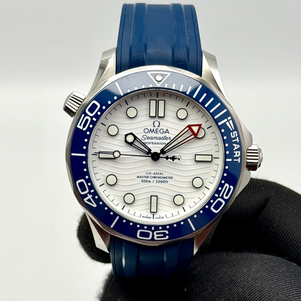 Omega Seamaster America's Cup Edition