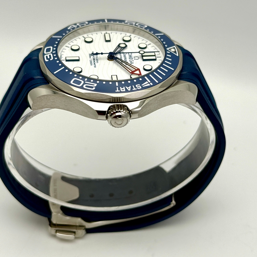 Omega Seamaster America's Cup Edition