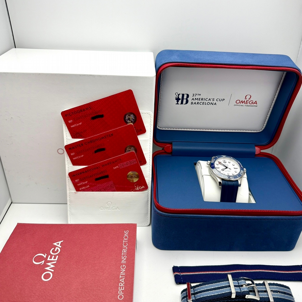 Omega Seamaster America's Cup Edition