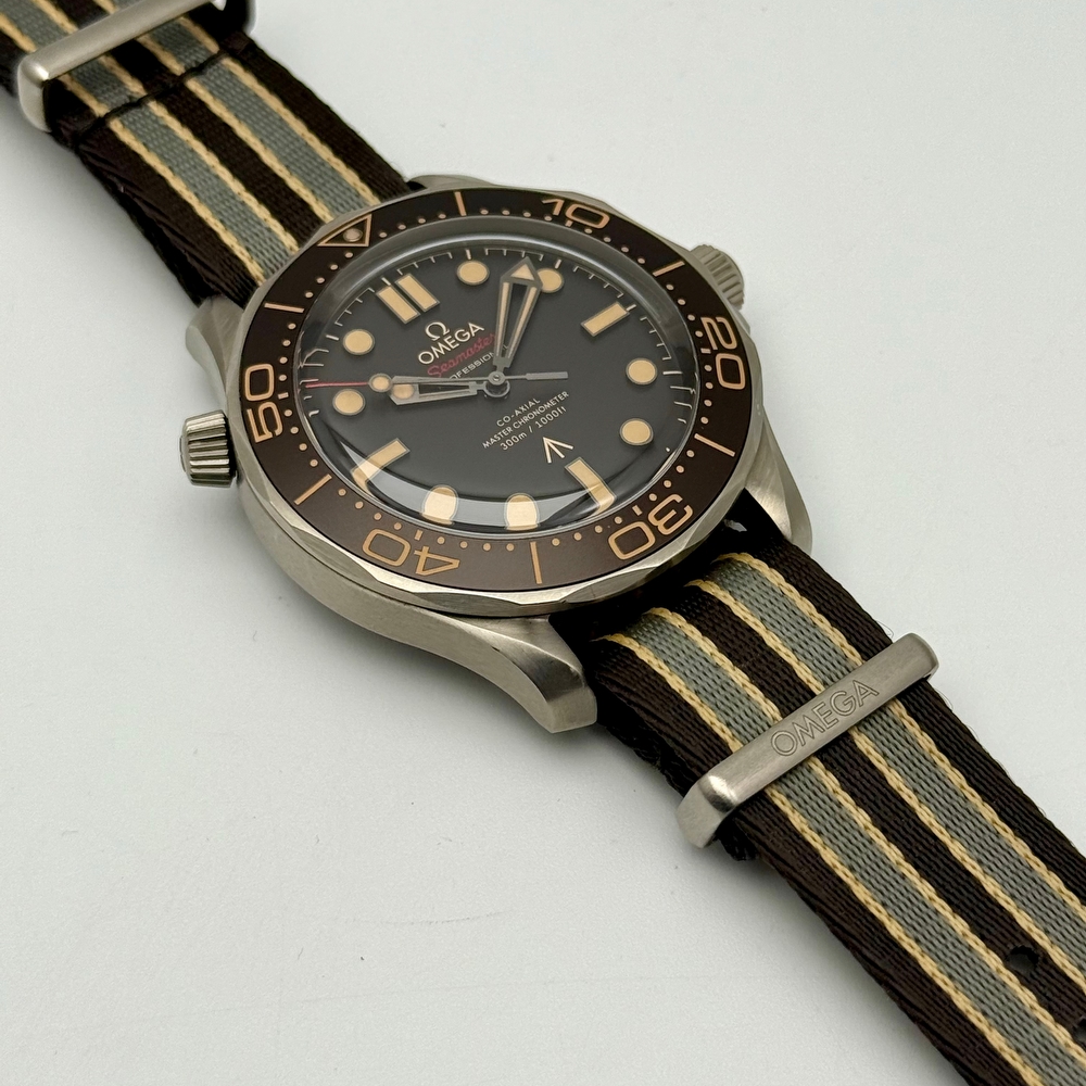Omega Seamaster Diver 007 Edition