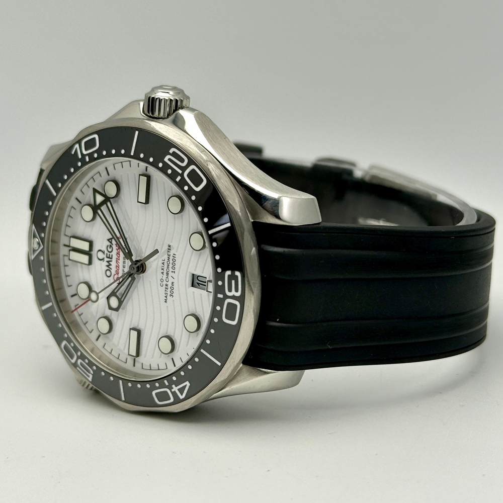 Omega Seamaster Diver 300M