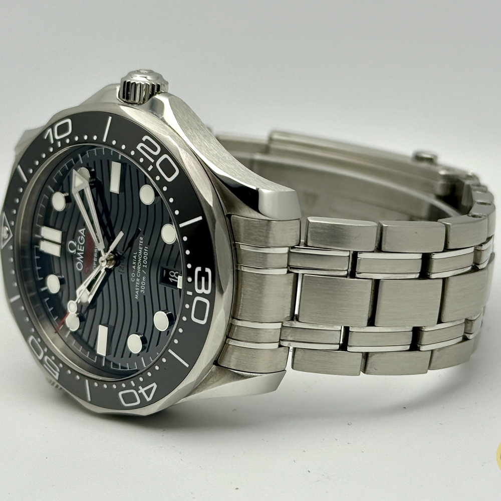 Omega Seamaster Diver 300M 