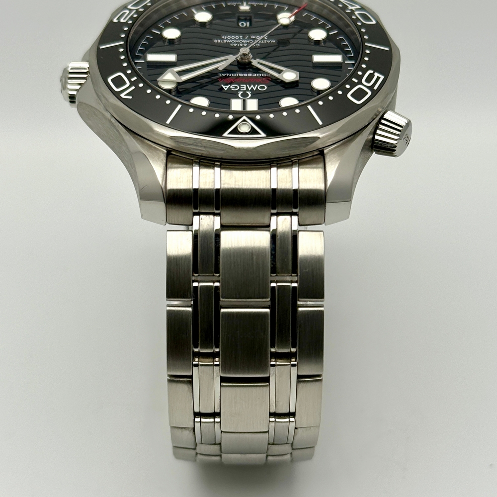 Omega Seamaster Diver 300M 