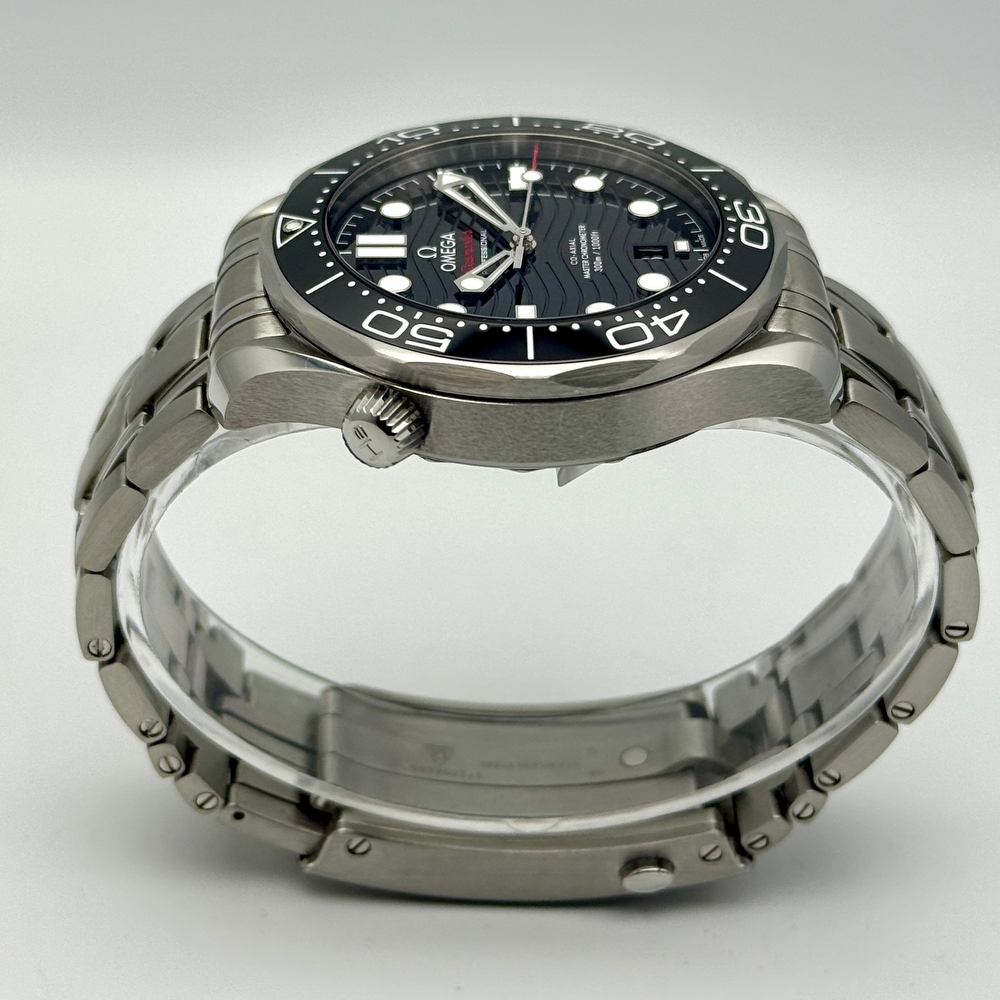 Omega Seamaster Diver 300M 