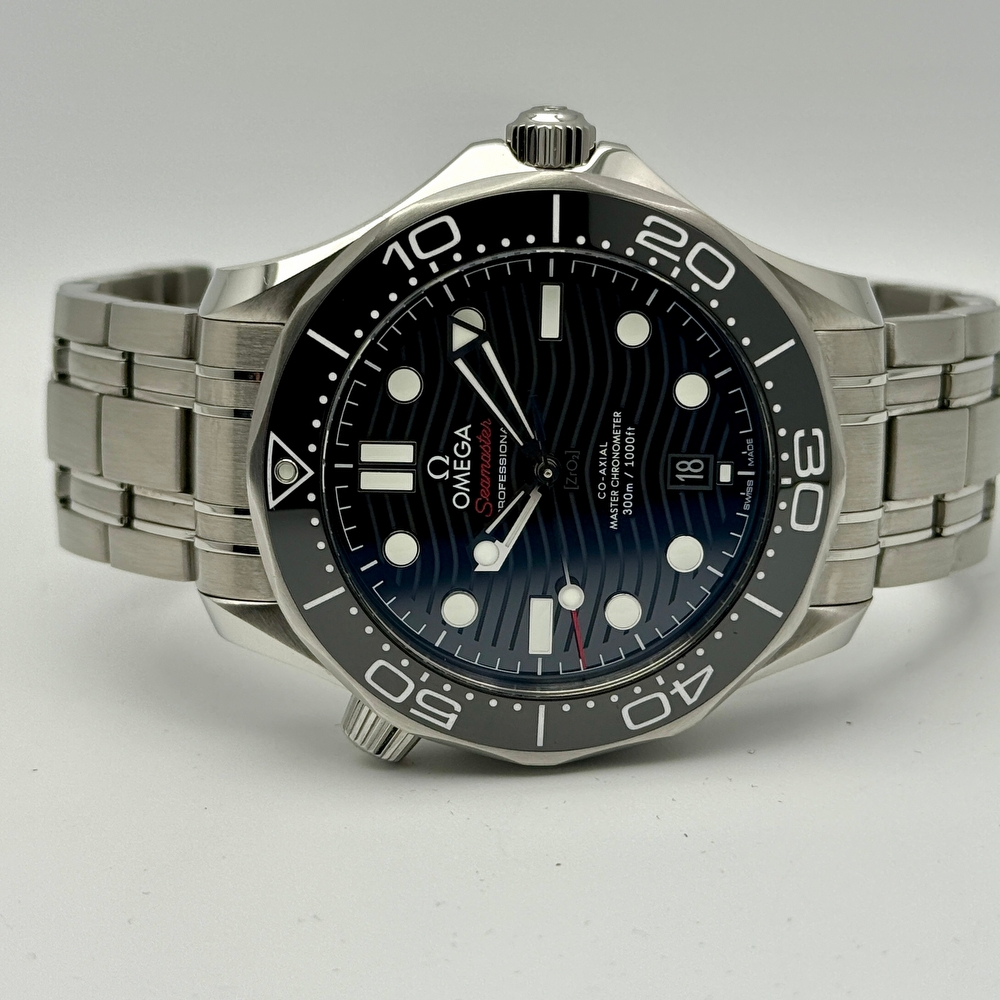 Omega Seamaster Diver 300M 