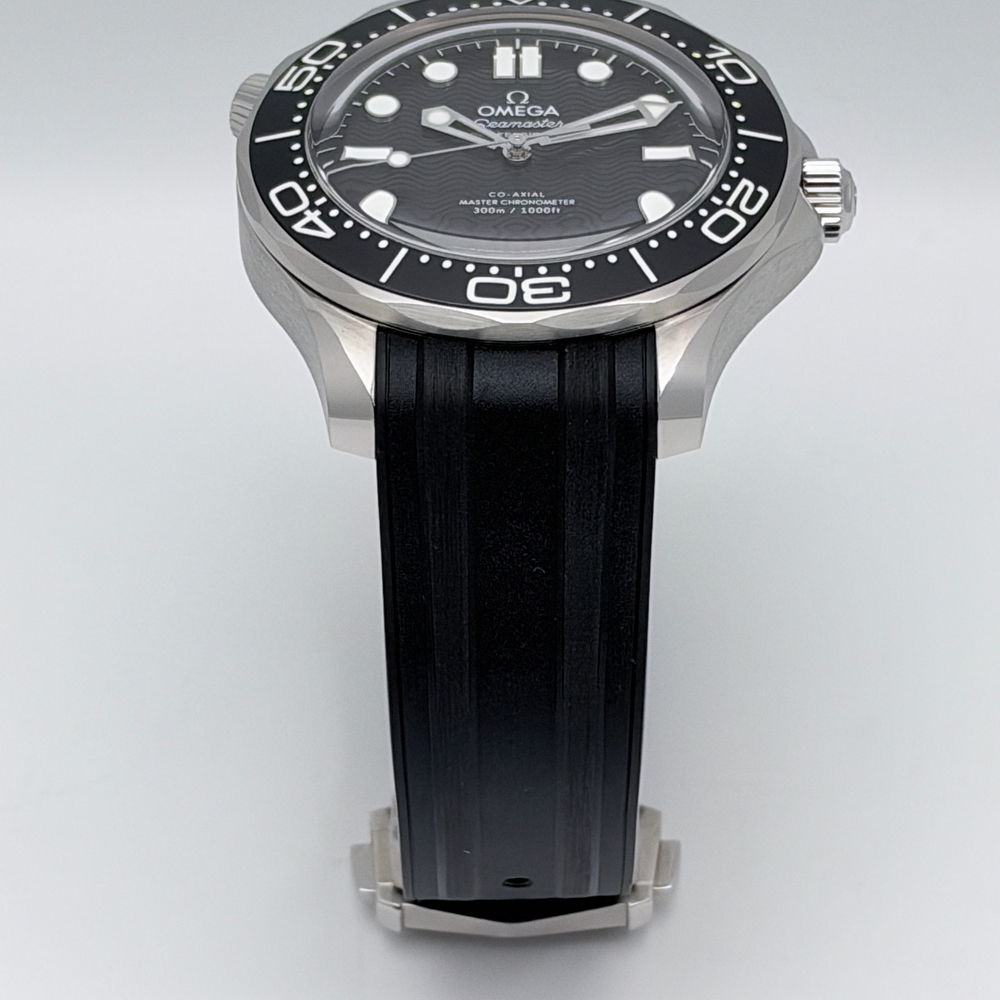 Omega Seamaster Diver 300M Co-Axial Master Chronometer No-Date