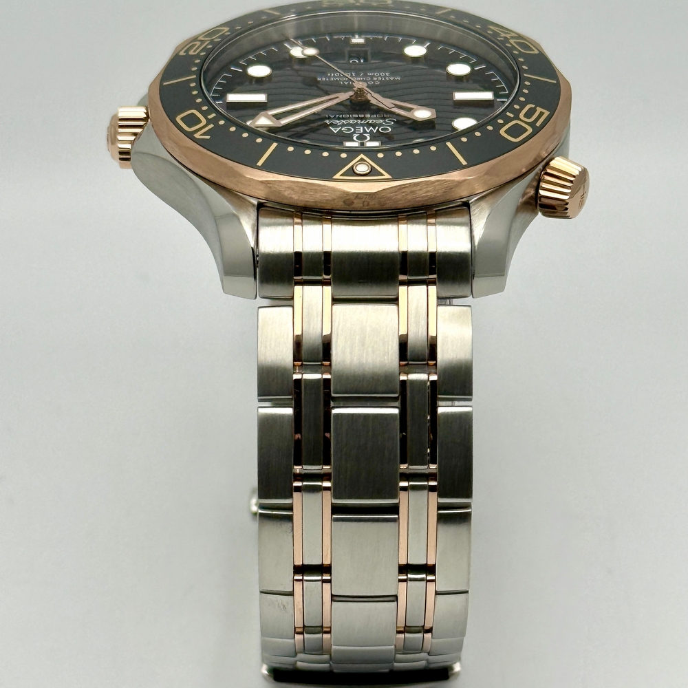 Omega Seamaster Diver 300M Co-Axial Master Chronometer Steel & Sedna Gold