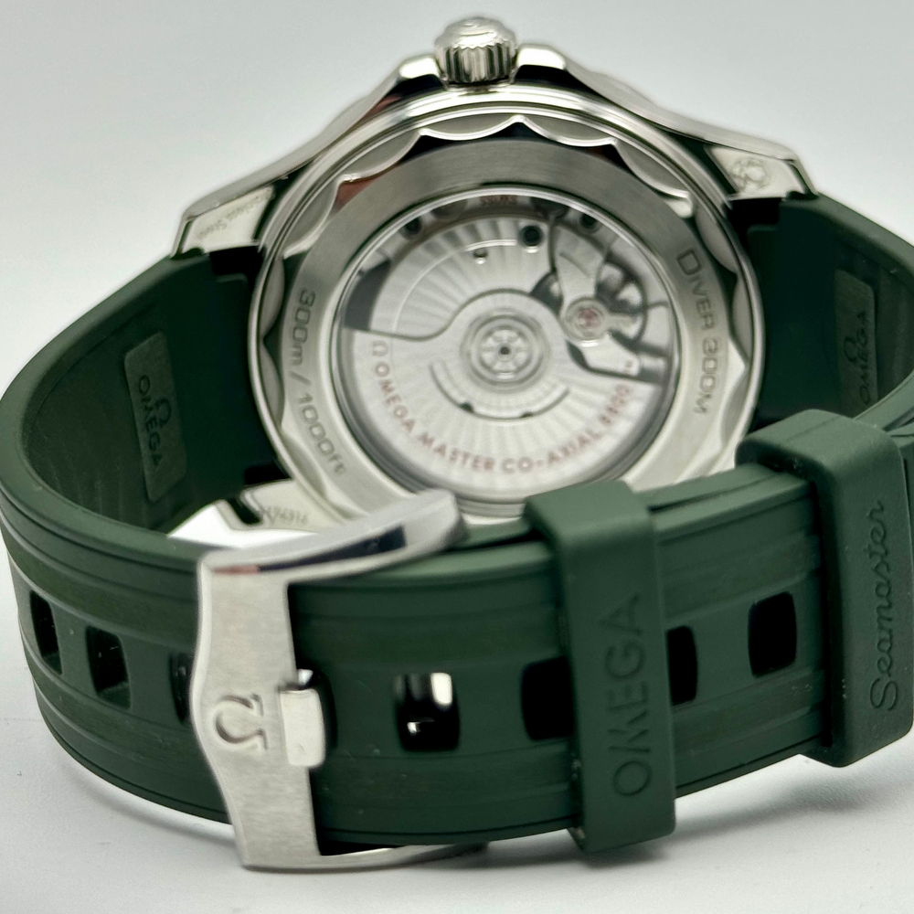 Omega Seamaster Diver 300M Green Rubber 