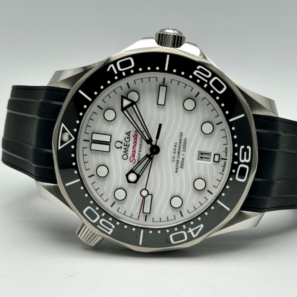 Omega Seamaster Diver 300M Master Chronometer