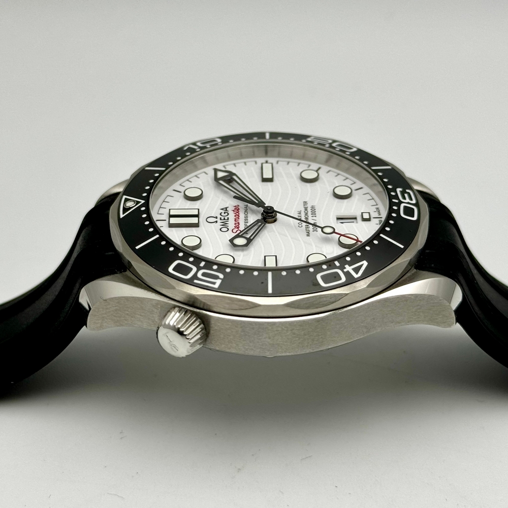 Omega Seamaster Diver 300M Master Chronometer