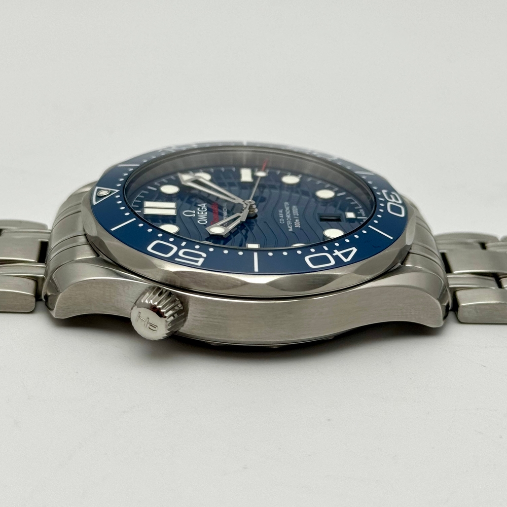 OMEGA SEAMASTER DIVER 300M MASTER CHRONOMETER BLUE