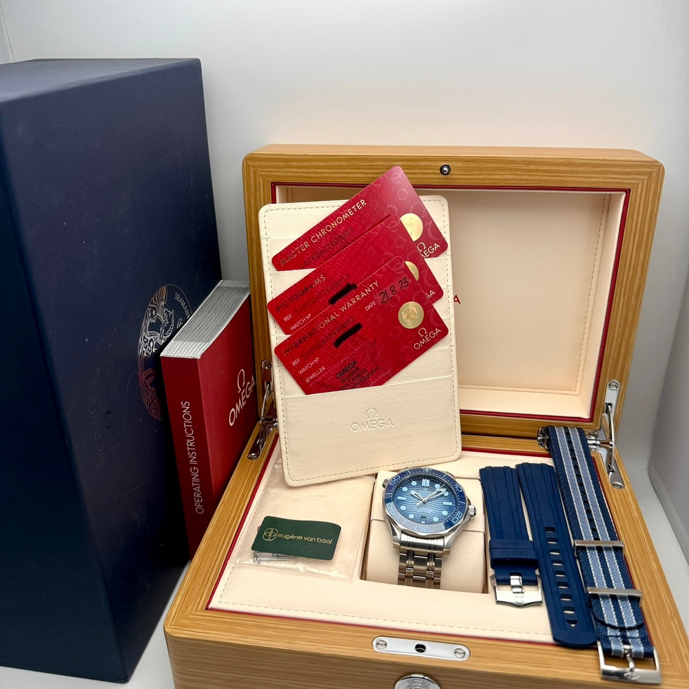 Omega Seamaster Diver 300M "Summer Blue"