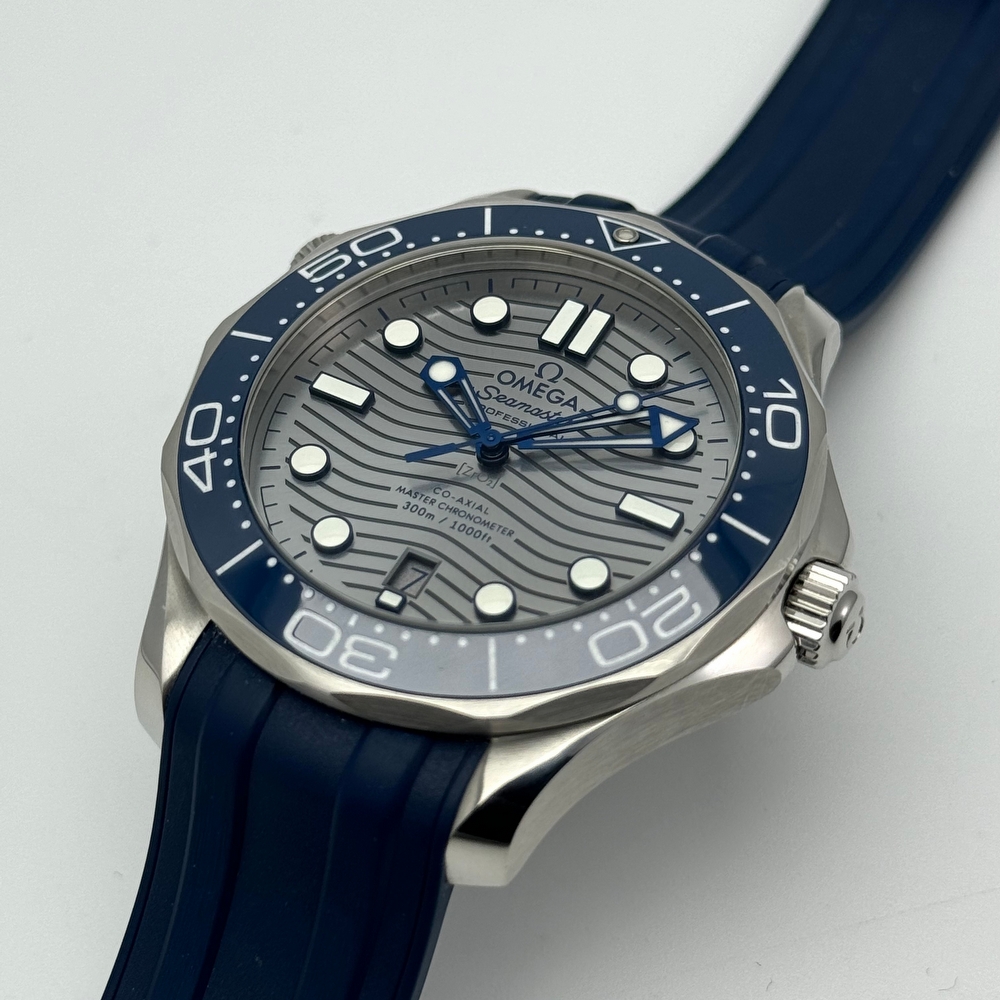 OMEGA SEAMASTER DIVER MASTER CHRONOMETER