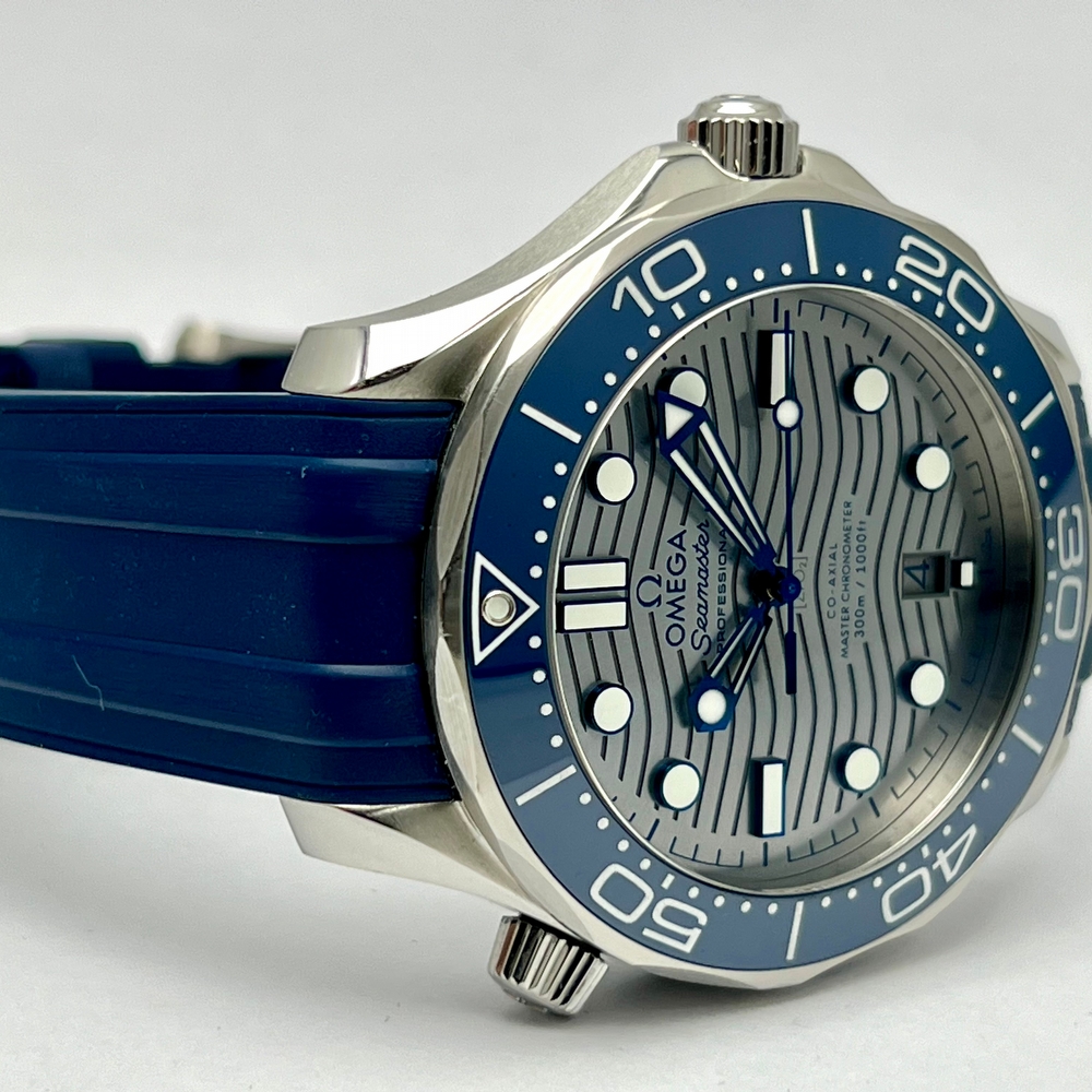 Omega Seamaster Diver Master Chronometer