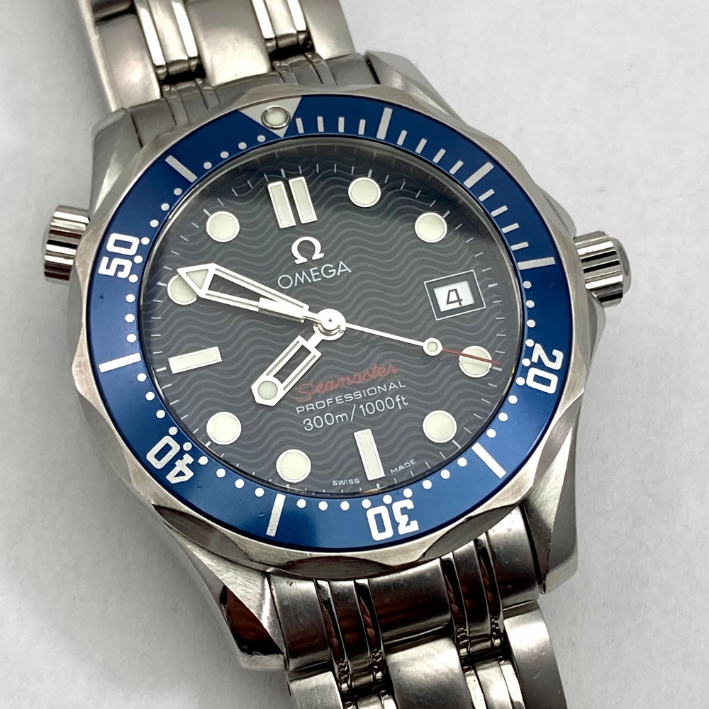 Omega Seamaster Professional 300M Bond Mid Size