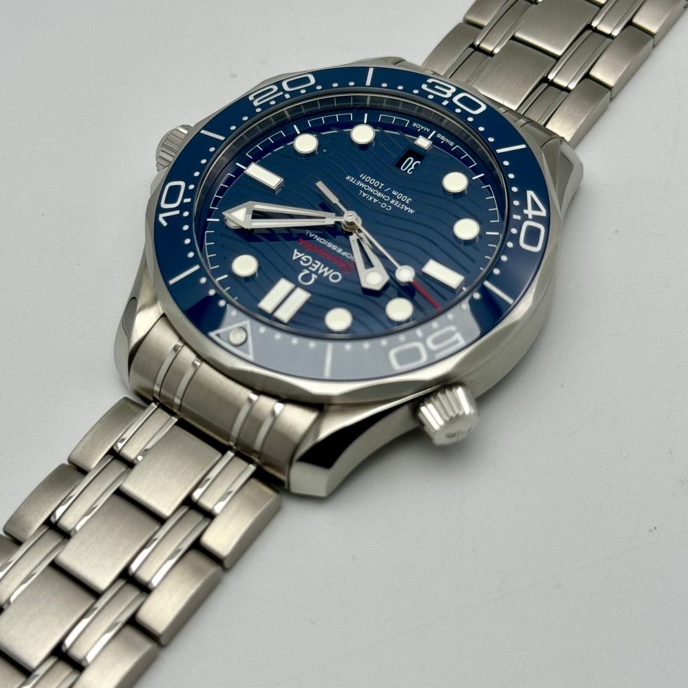 Omega Seamaster Professional Blue 