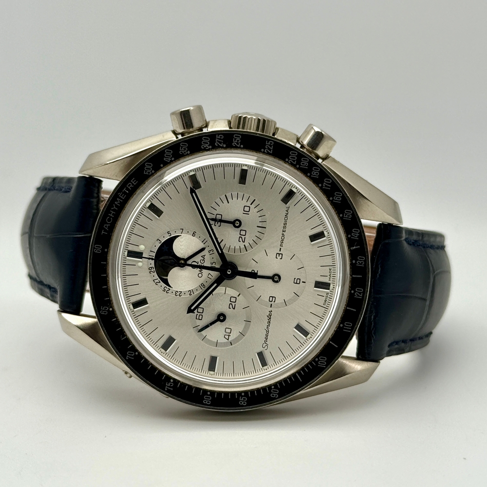 Omega Speedmaster Moonphase 18k White Gold