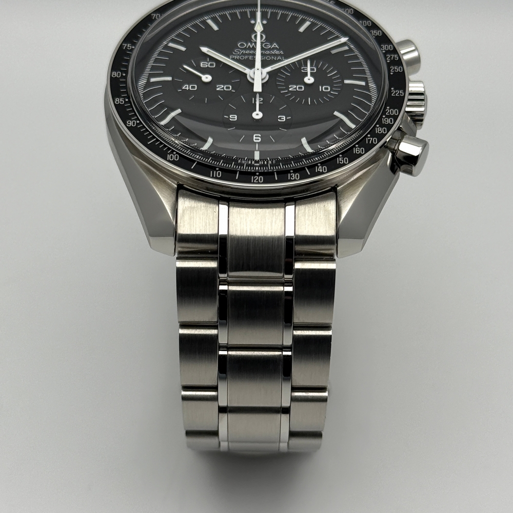 Omega Speedmaster Moonwatch