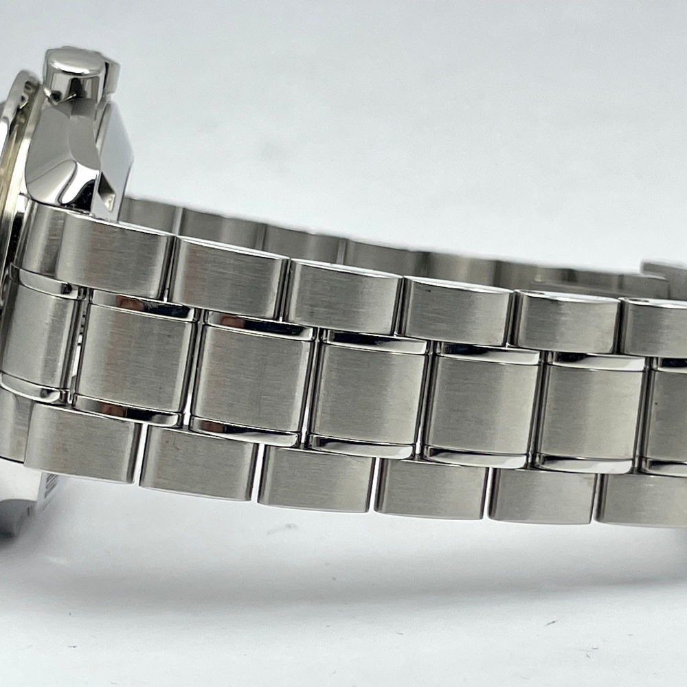 Omega Speedmaster Moonwatch