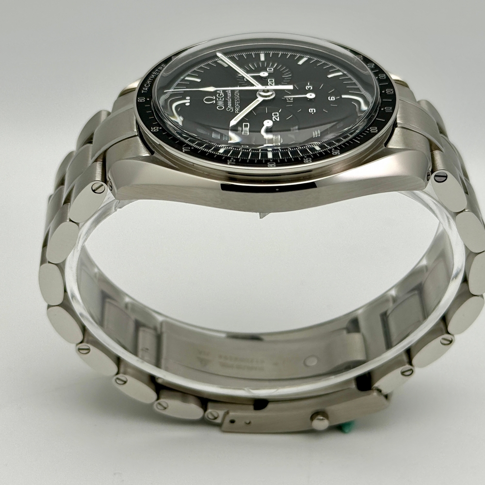 Omega Speedmaster Moonwatch