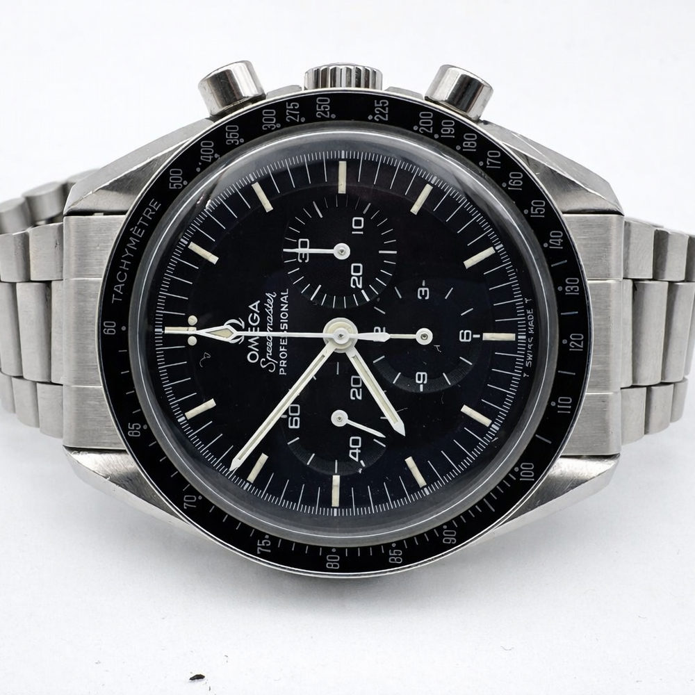Omega Speedmaster Moonwatch 