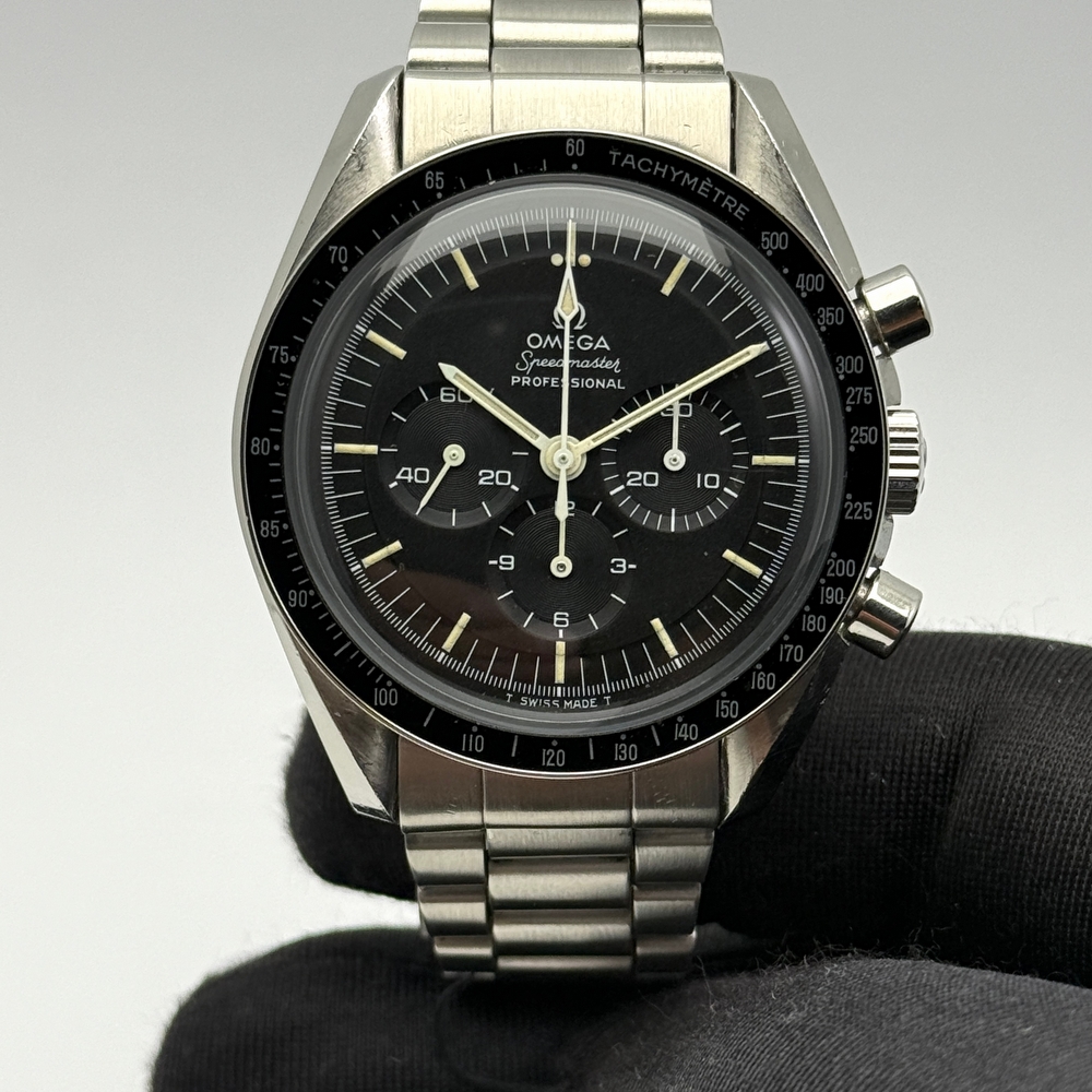 Omega Speedmaster Moonwatch 