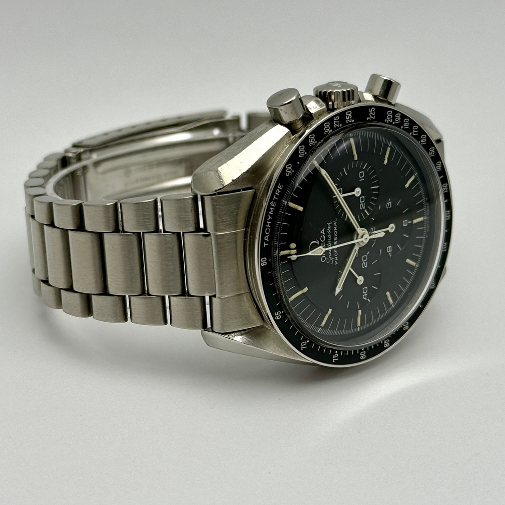 Omega Speedmaster Moonwatch 