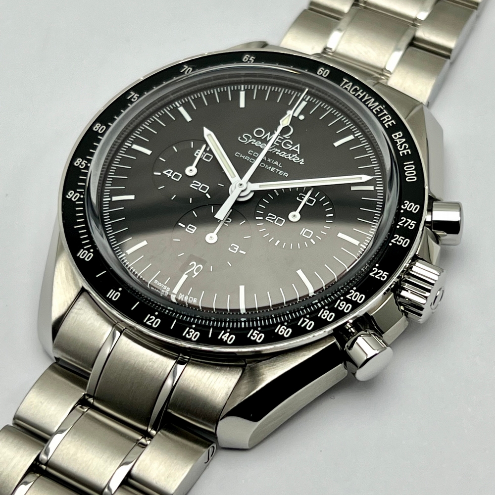 Omega Speedmaster Moonwatch 