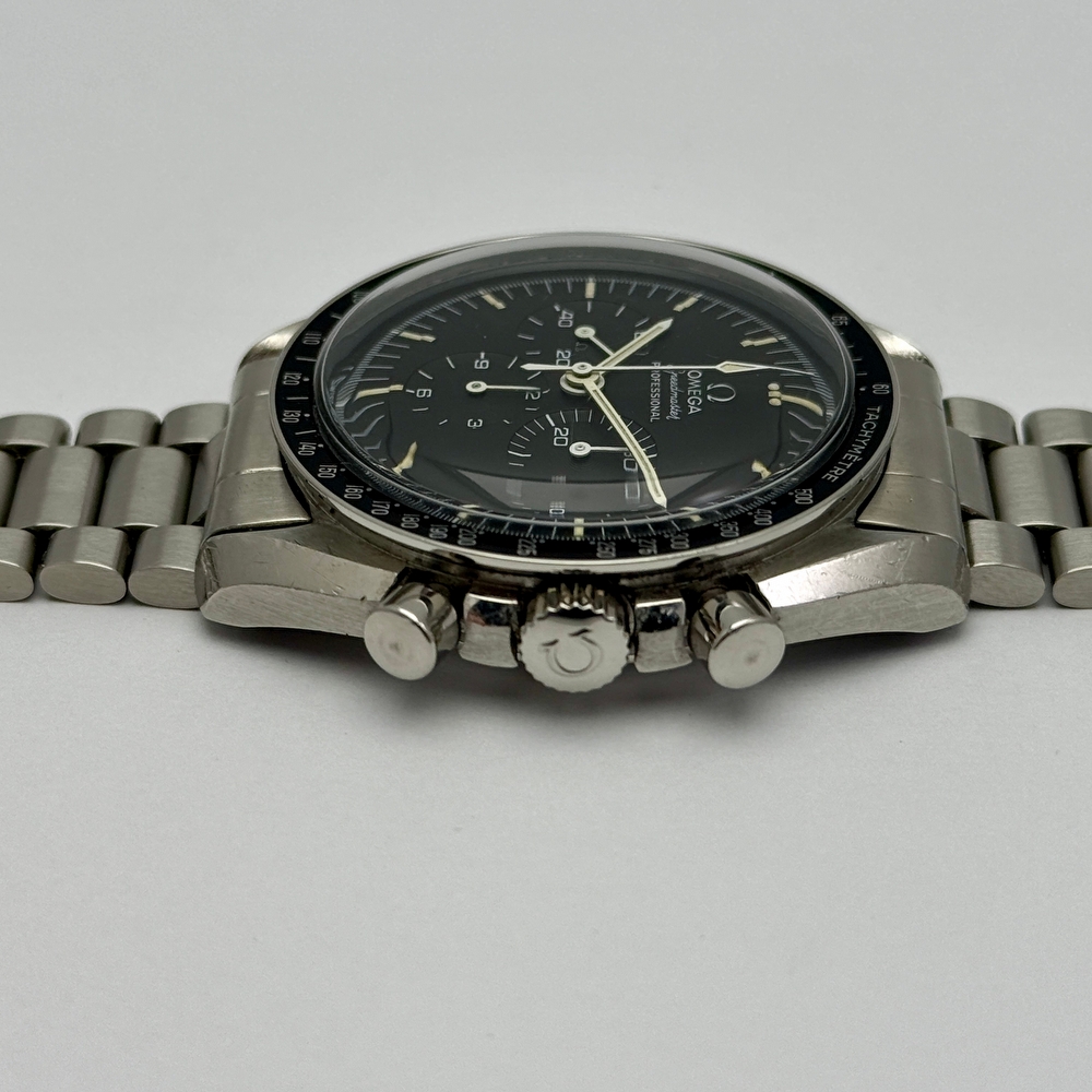 Omega Speedmaster Moonwatch 