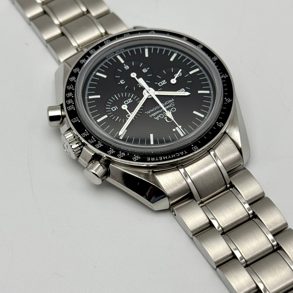 Omega Speedmaster Sapphire Moonwatch Professional 