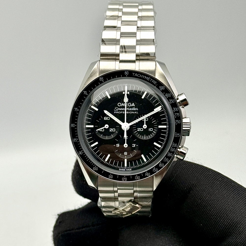 Omega Speedmaster Professional Moonwatch Domino's Challenge Edition