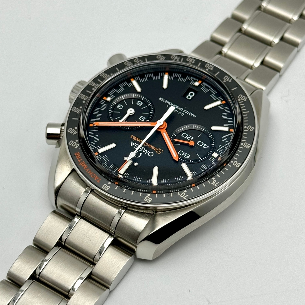 Omega Speedmaster Racing 